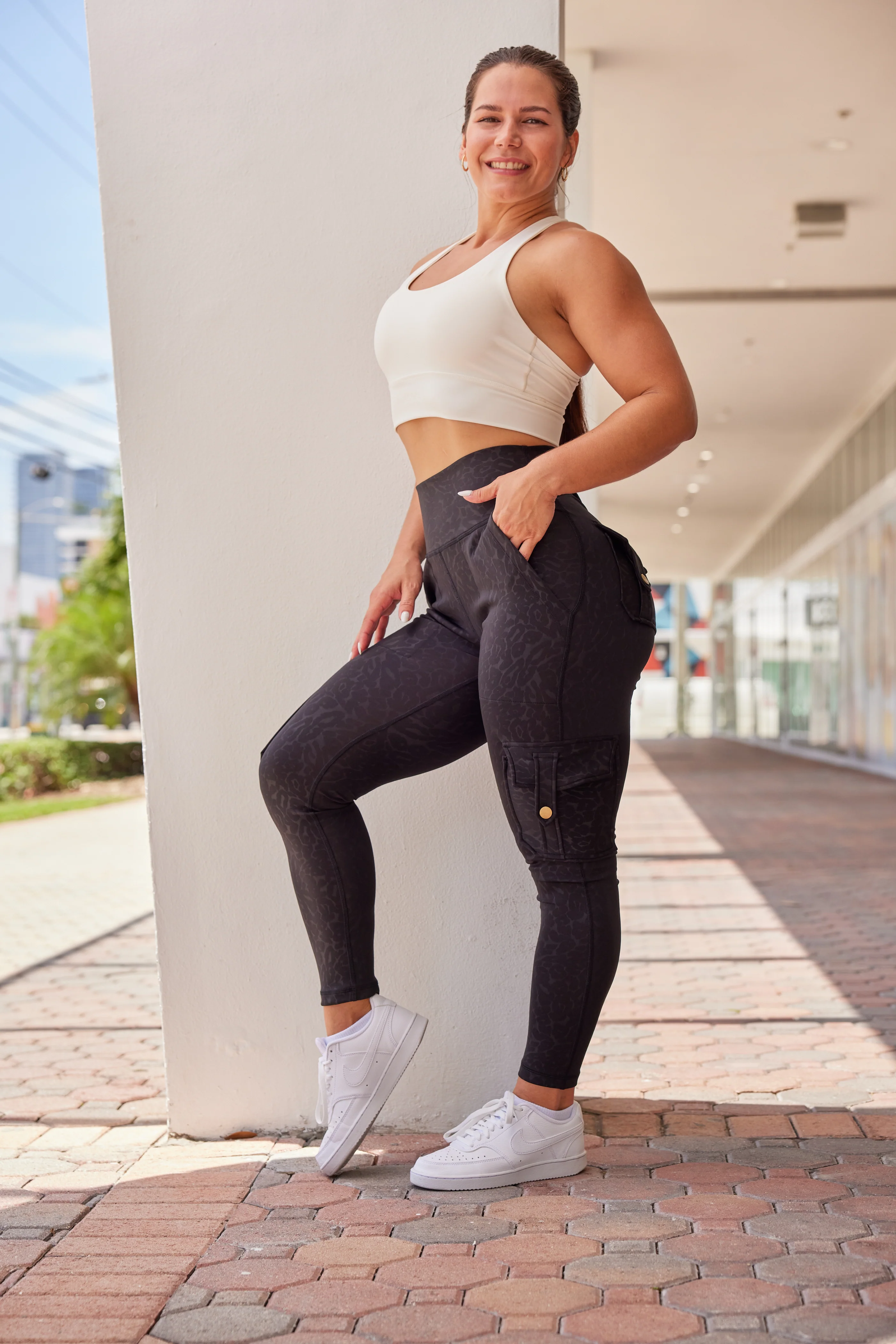 Curve Cargo EVO Leggings - Image 42