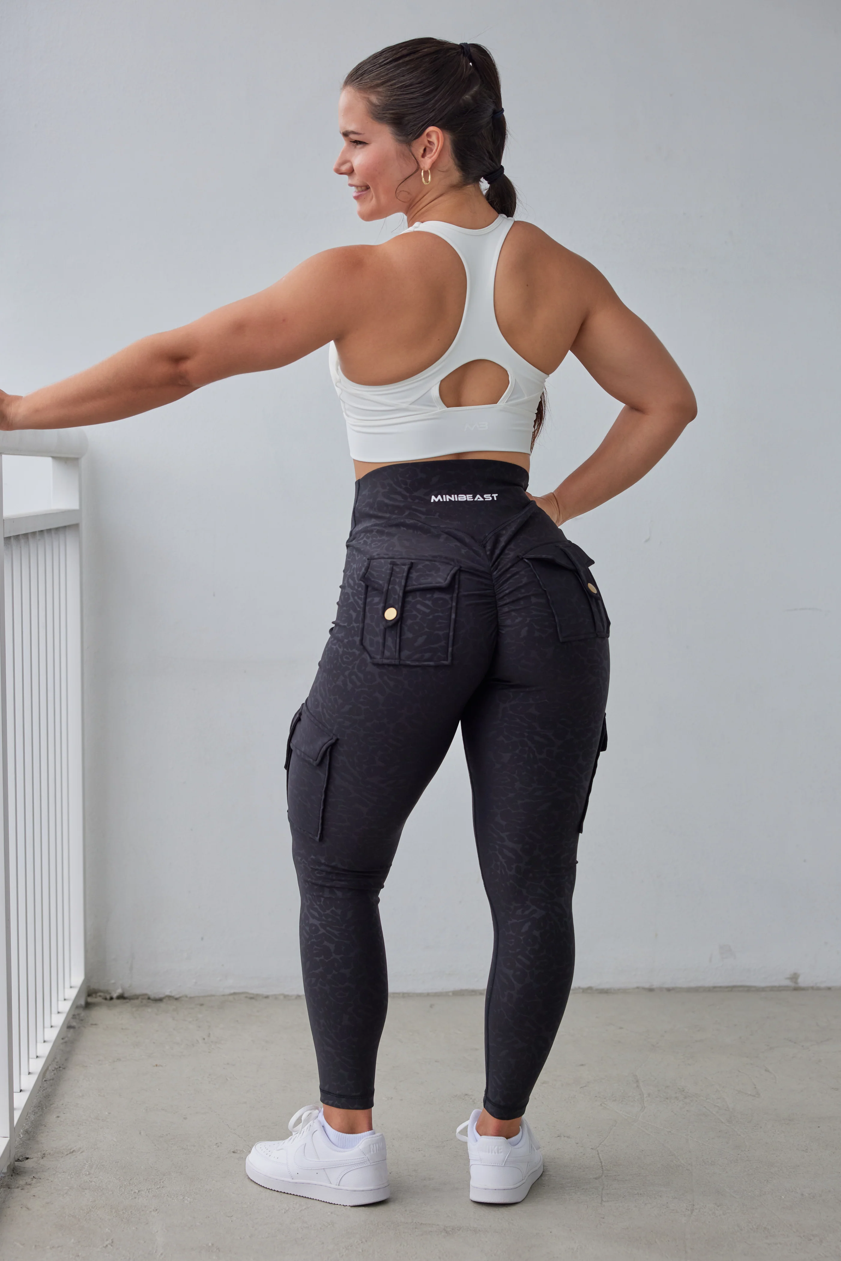 Curve Cargo Leggings - Image 42